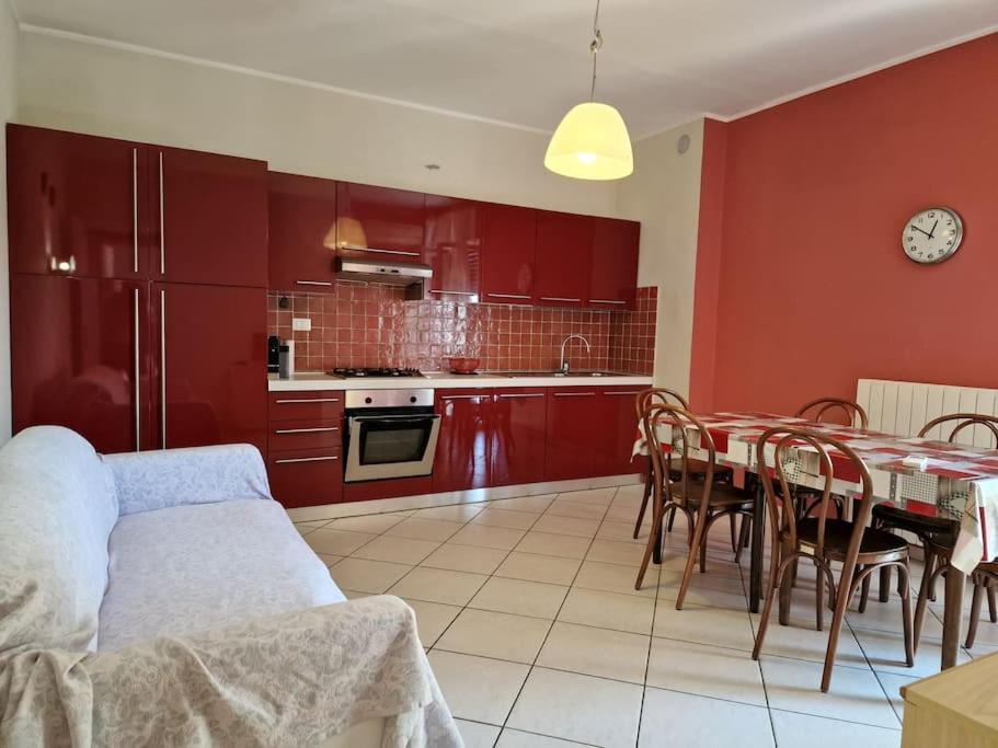 50 Metri Dal Mare - Free Parking E A/C Apartment Pietra Ligure Exterior photo