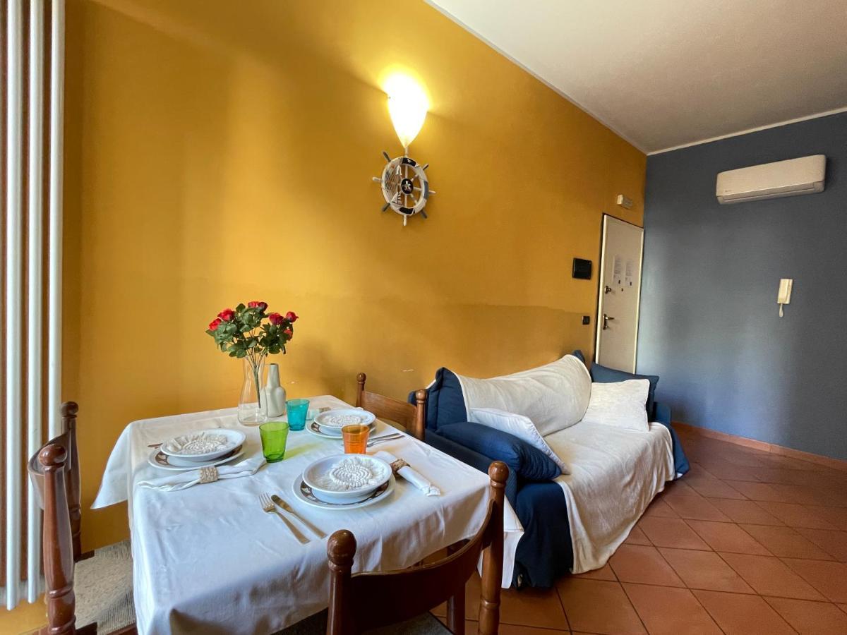 50 Metri Dal Mare - Free Parking E A/C Apartment Pietra Ligure Exterior photo